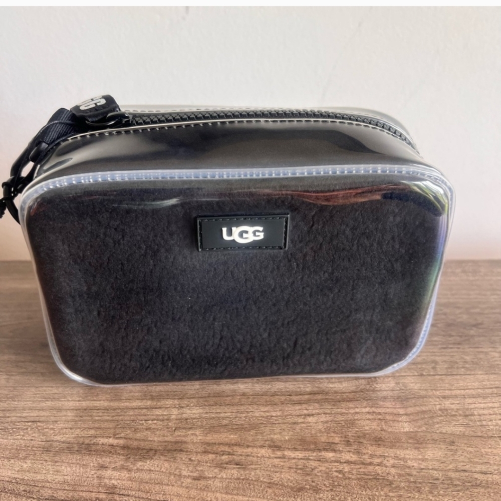 UGG Janey II Clear Black Crossbody Women's Bag Used In Great Condition
